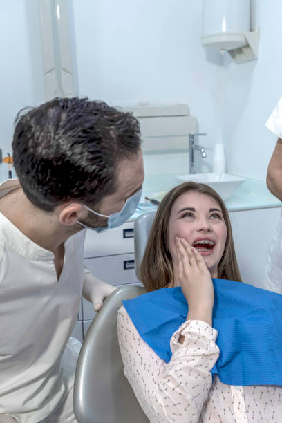 Teeth Whitening in AR